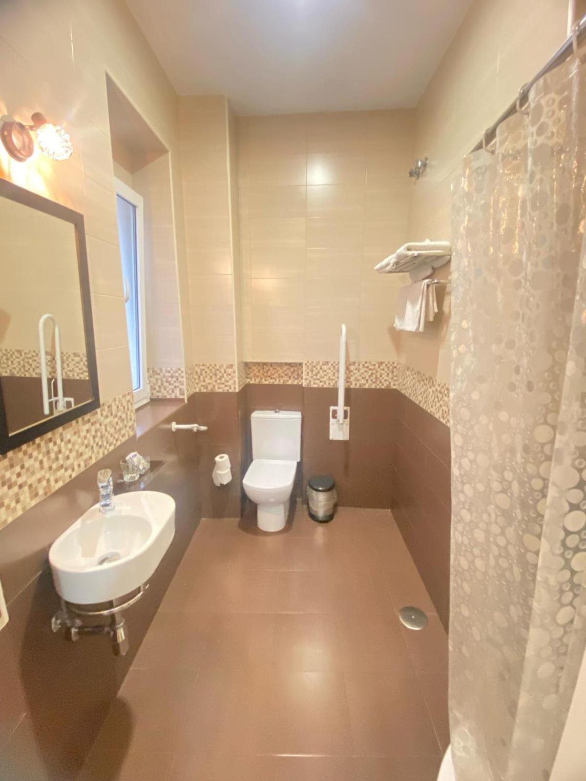 Hostal Fabiola Seville Luaran gambar
