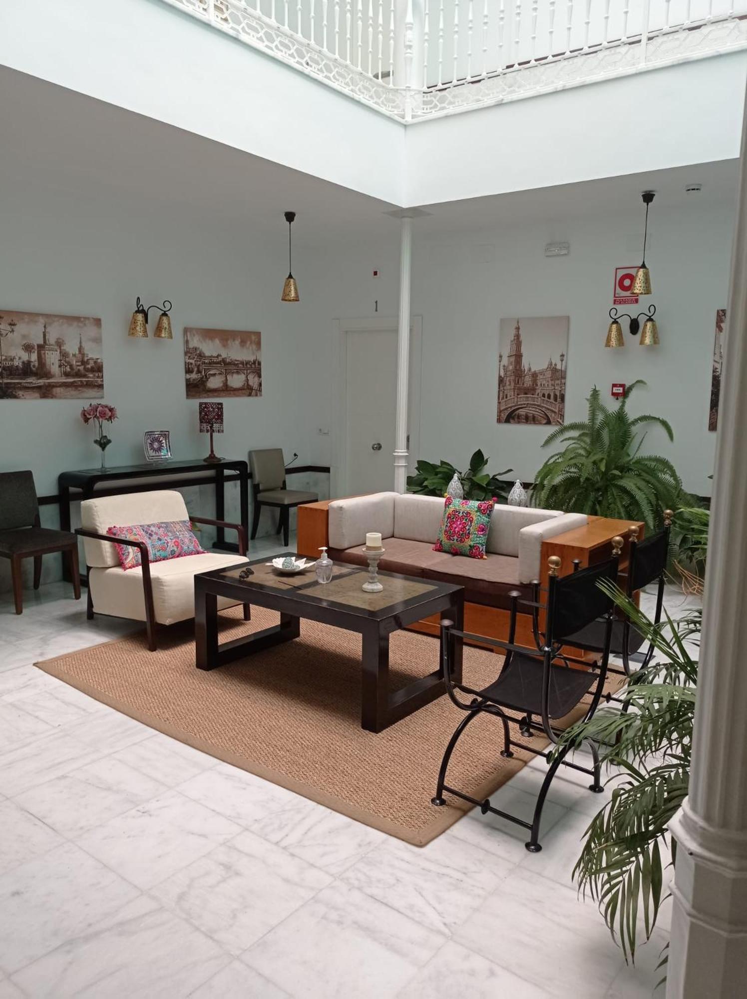 Hostal Fabiola Seville Luaran gambar